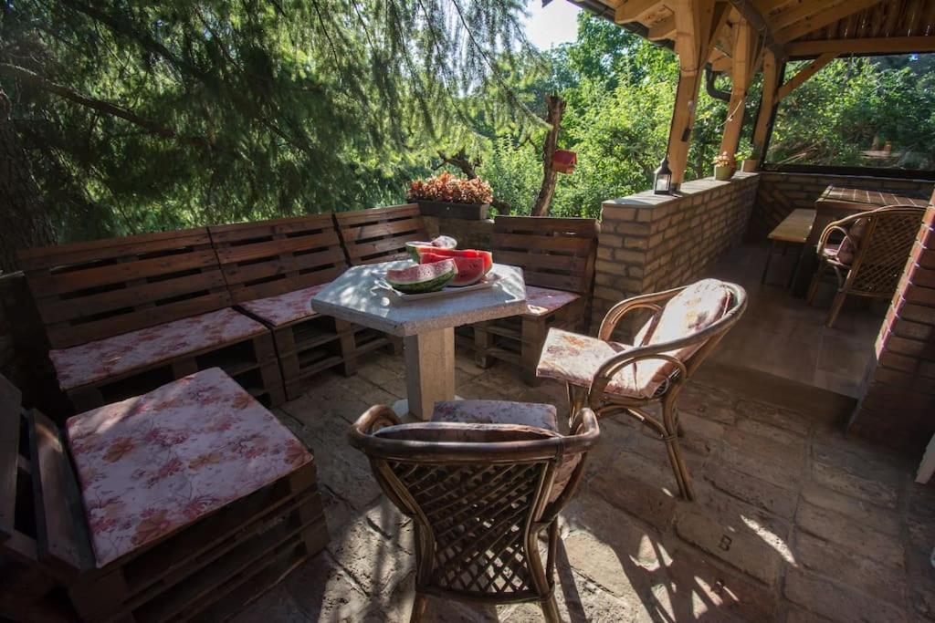 Villa Happy House Velika Remeta Exterior foto